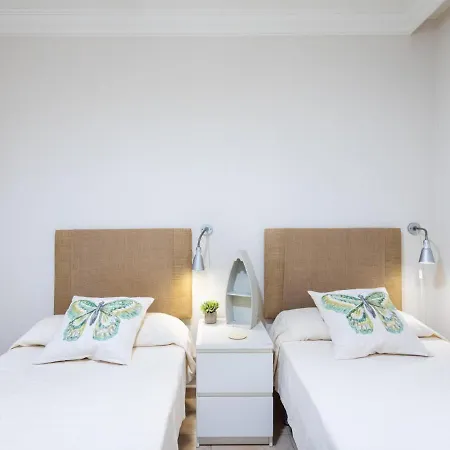 Pillowabroad - Sea View Terrace Apartment *