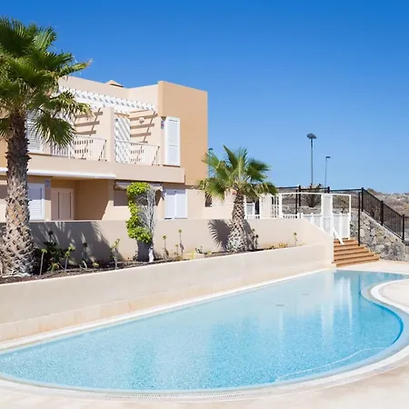 Pillowabroad - Sea View Terrace *