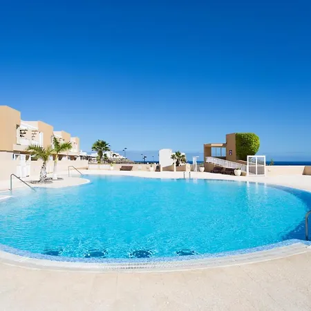 Pillowabroad - Sea View Terrace