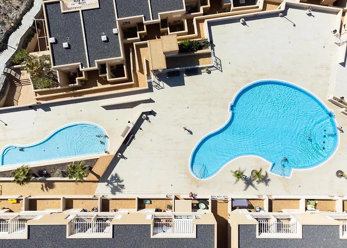 Pillowabroad - Sea View Terrace Apartamento