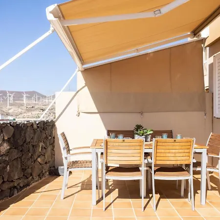 아파트 Pillowabroad - Sea View Terrace