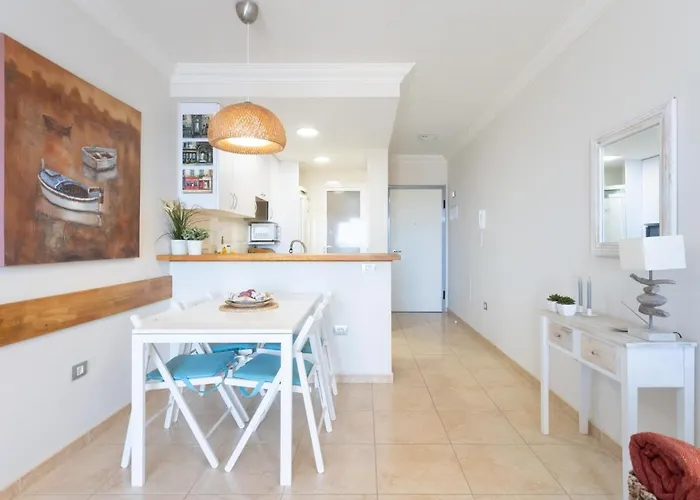 Pillowabroad - Sea View Terrace Lägenhet *