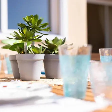 Pillowabroad - Sea View Terrace Apartamento